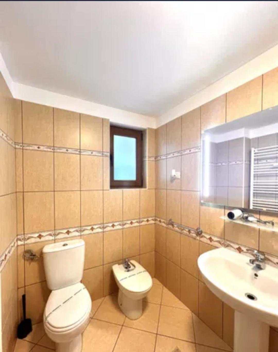 דירה George Cu Gradina Proprie